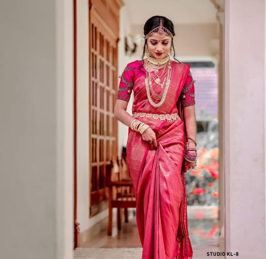 MAYILPEELI BEAUTY ZONE KUNNAMKULAM