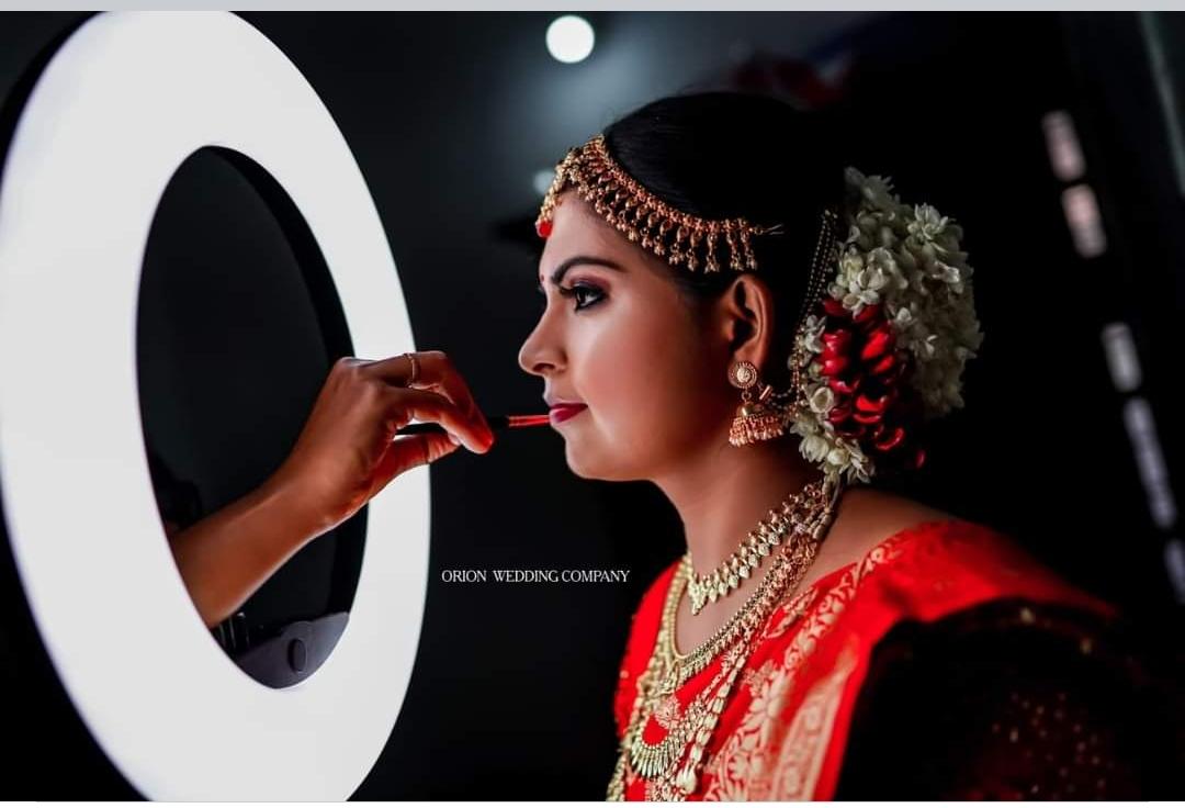 MAYILPEELI BEAUTY ZONE KUNNAMKULAM